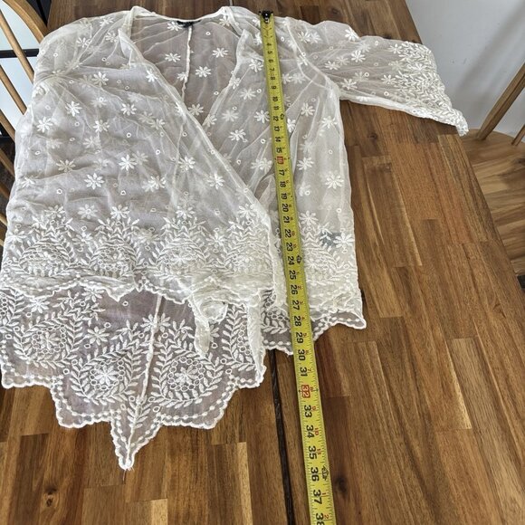 Torrid Sheer Lace Kimono Duster Ivory SZ 1 Floral Romantic Boho Cottage Beach - Picture 12 of 12